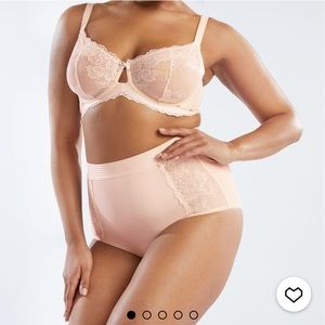 Savage X Fenty White High-Waisted Lace Brief